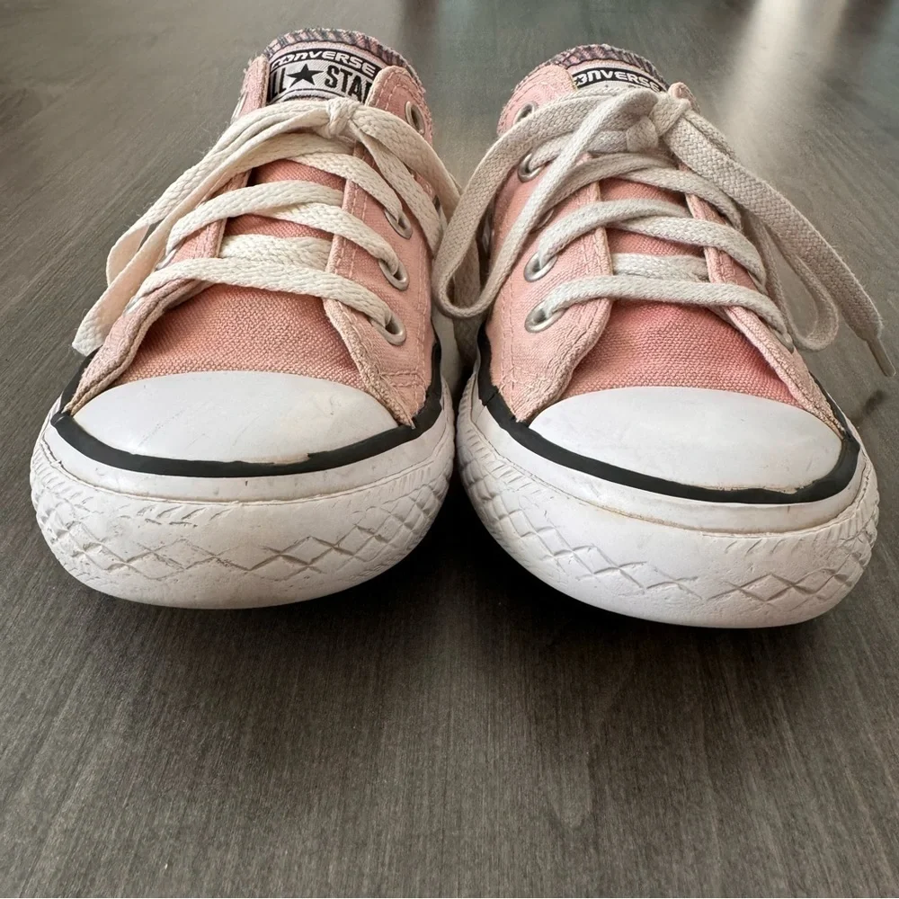 Converse All Star kids low top light pink canvas sneakers shoes size 12